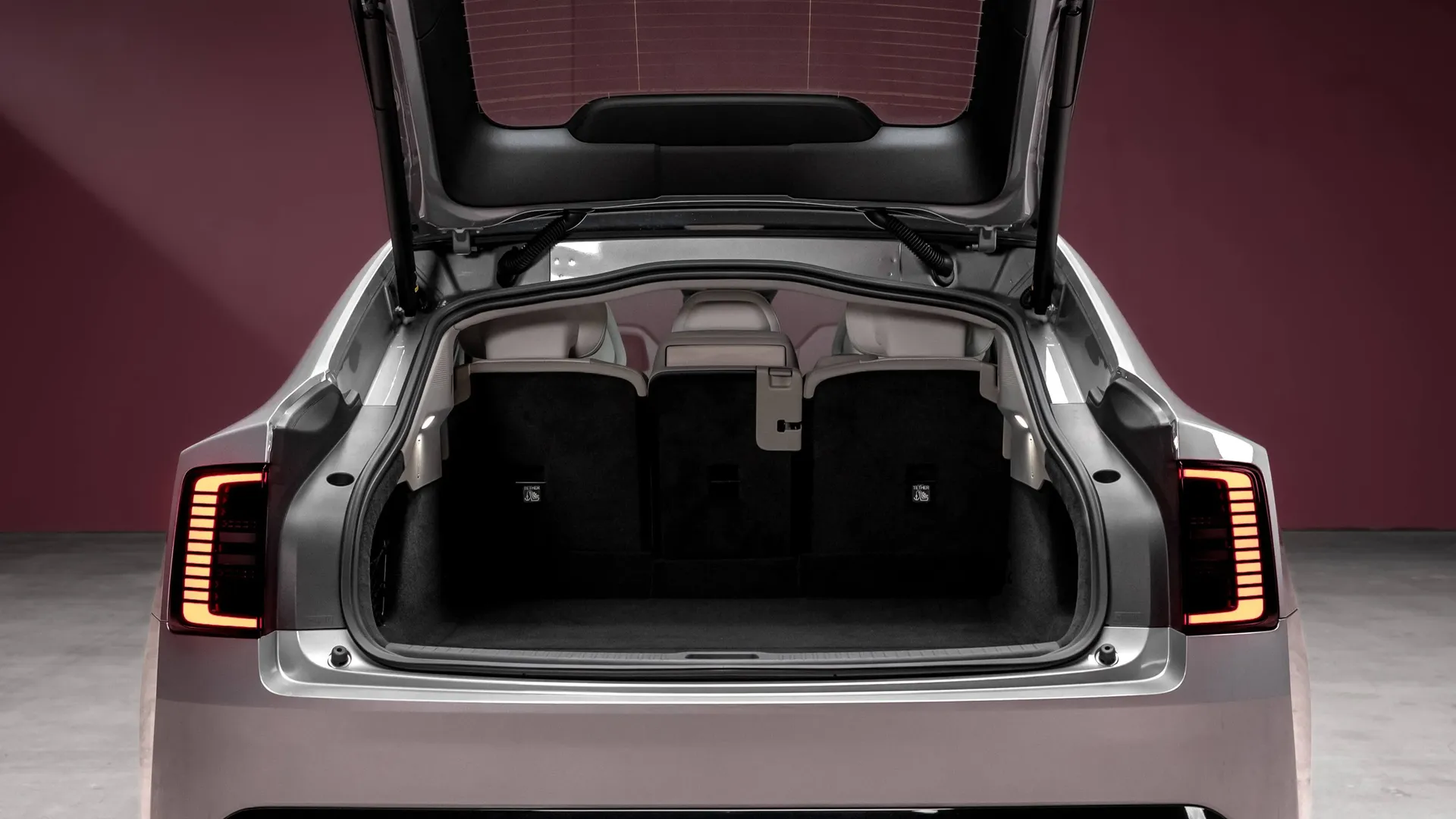 Volvo ES90 Twin Motor Performance