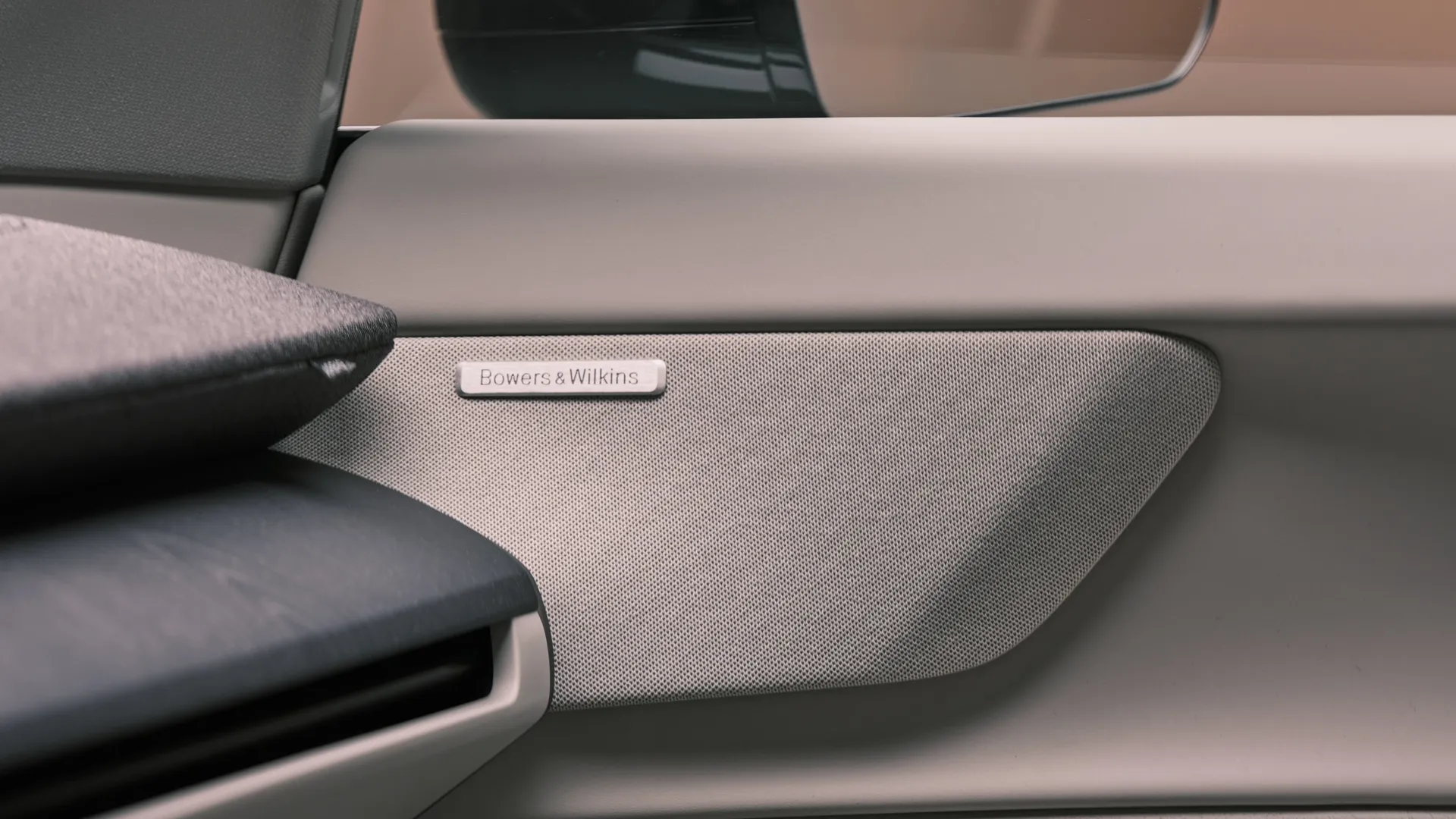 Volvo EX60 P10 AWD Electric