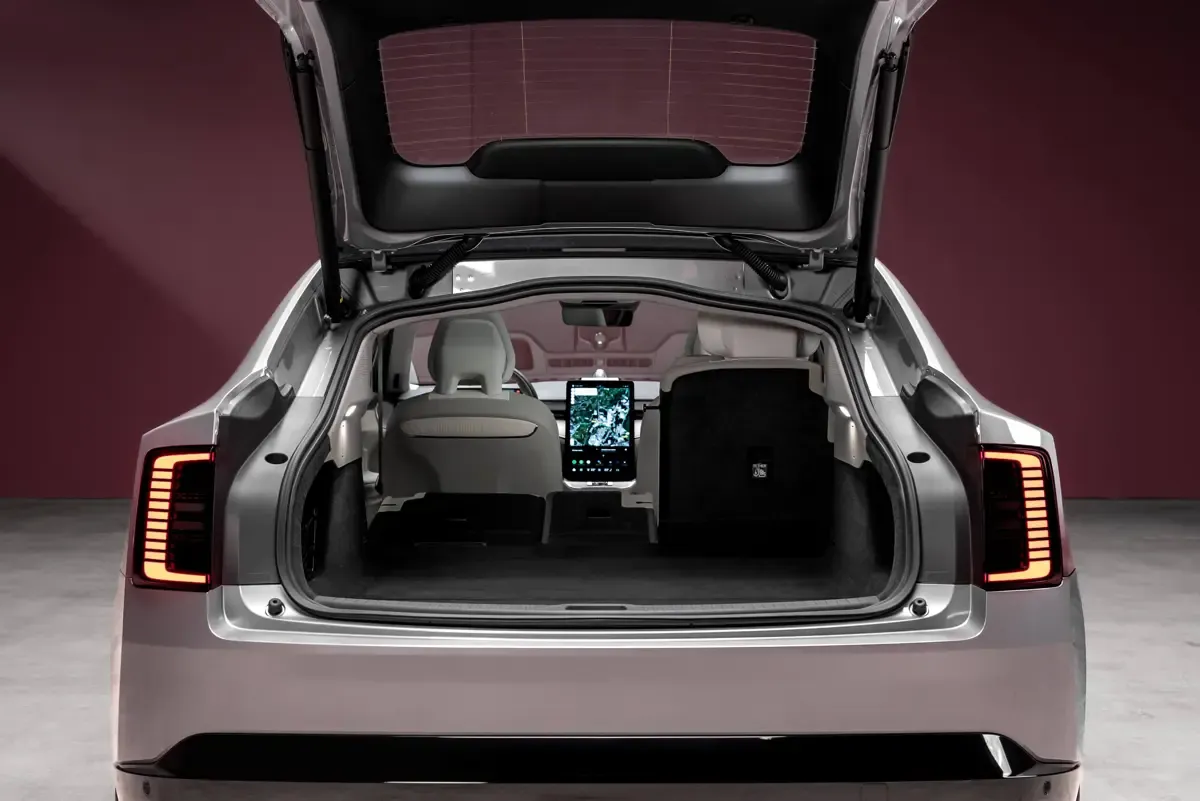 Elettronauti - Volvo ES90 Single Motor Extended Range - Grigio - Vano di carico - Bagagliaio