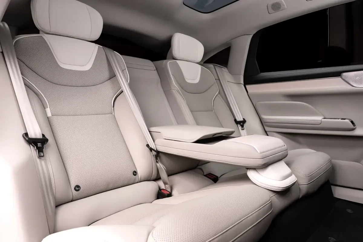 Elettronauti - Volvo ES90 Single Motor Extended Range - Grigio - Sedili - Sedili posteriori