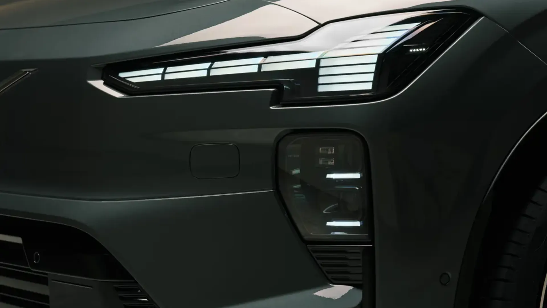 Elettronauti - Volvo EX60 P12 AWD - Esterno - Vista anteriore