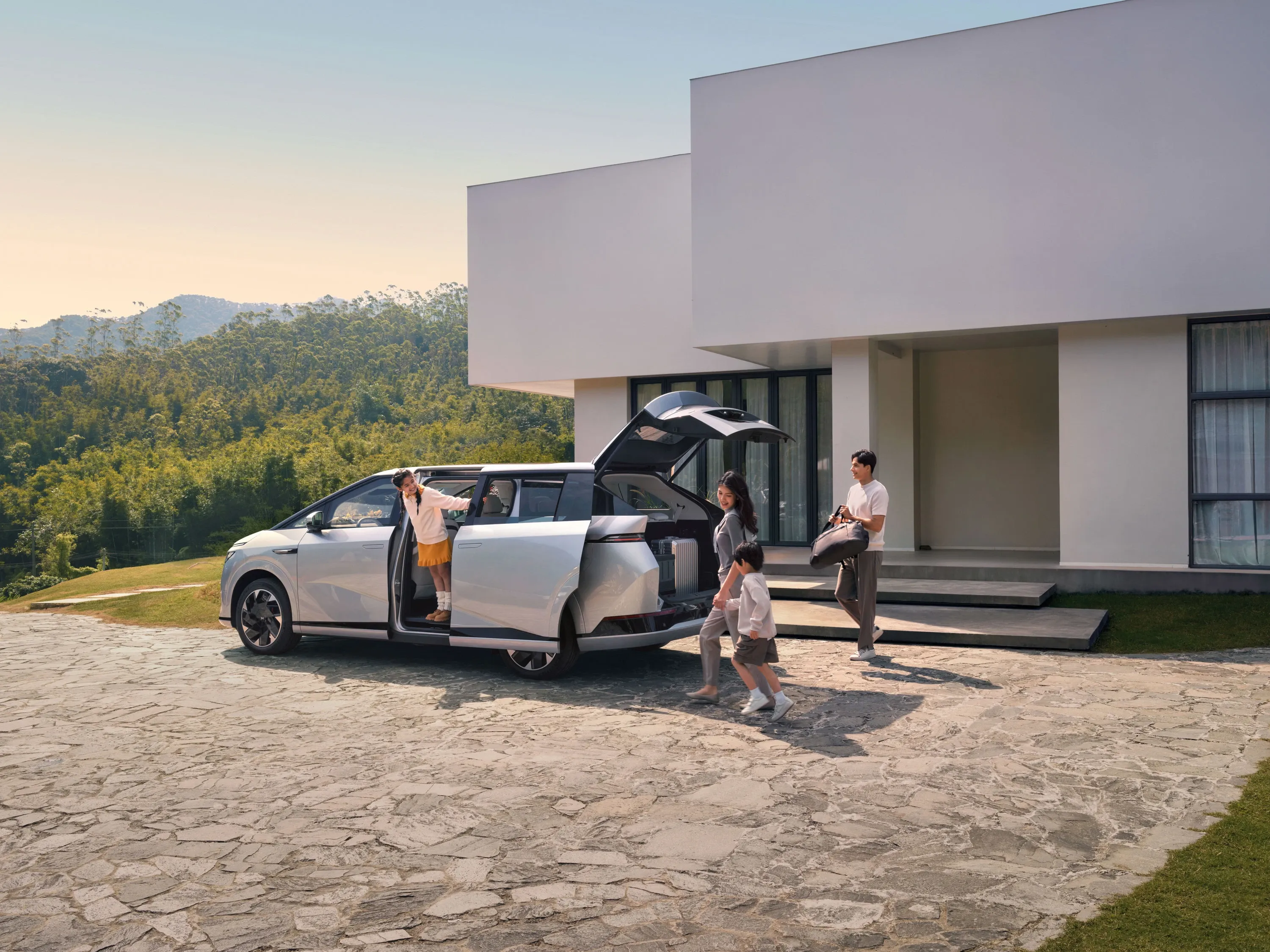 XPENG X9 AWD Performance