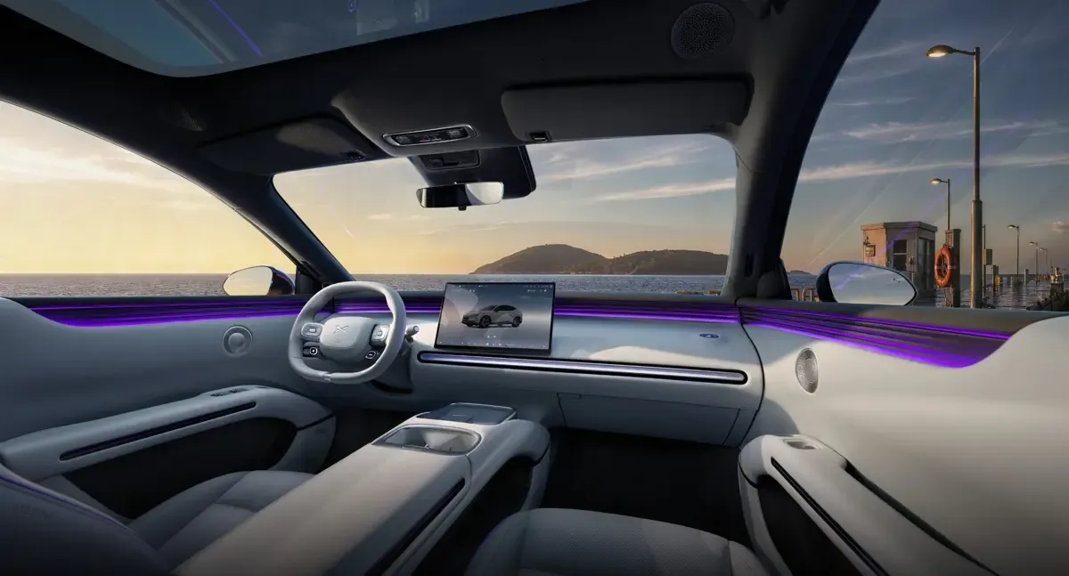 Elettronauti - XPENG L03 71.2 kWh AWD Performance - Plancia - Vista della plancia