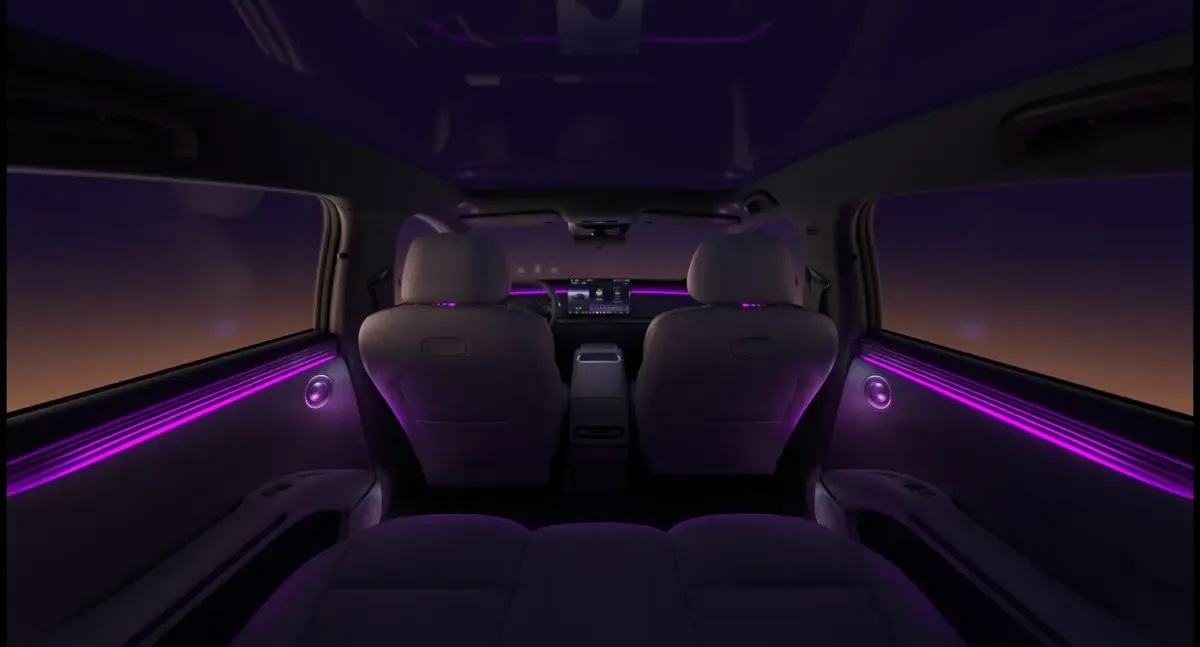 Elettronauti - XPENG L03 71.2 kWh AWD Performance - Bianco - Plancia - Vista della plancia