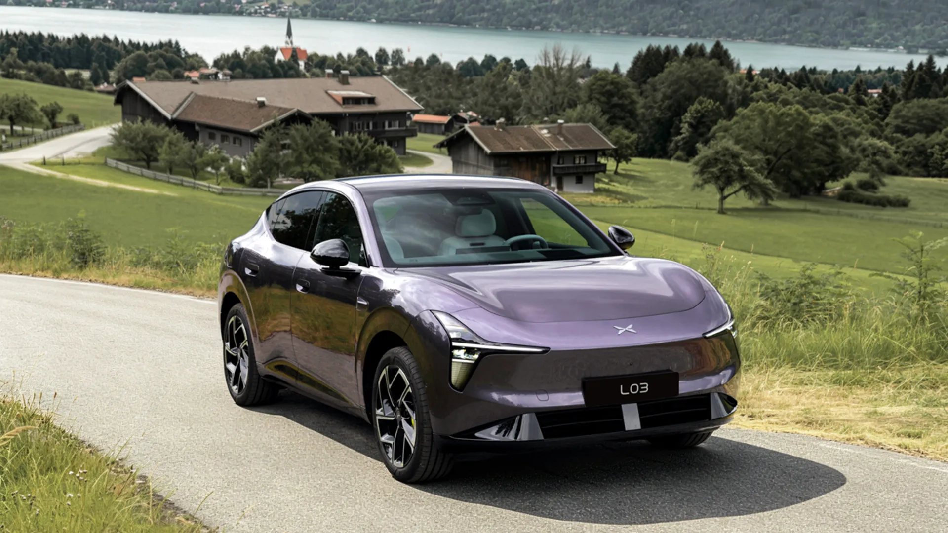 Elettronauti - XPENG L03 71.2 kWh AWD Performance - Nero - Esterno - Vista anteriore a tre quarti