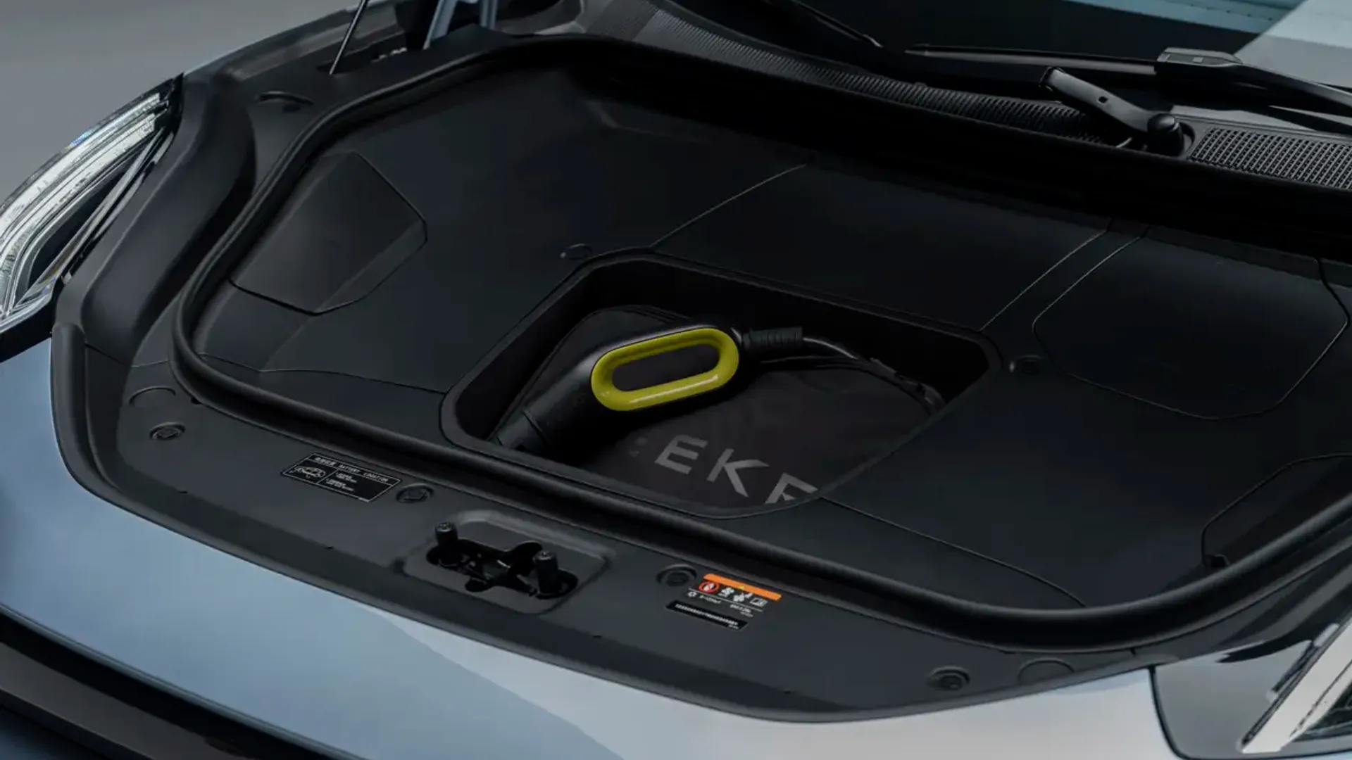 Elettronauti - Zeekr 001 Long Range RWD - Vano di carico - Bagagliaio anteriore