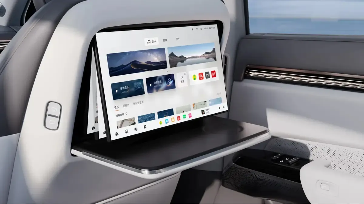 Elettronauti - Zeekr 7X Core RWD - Infotainment - Vista della plancia